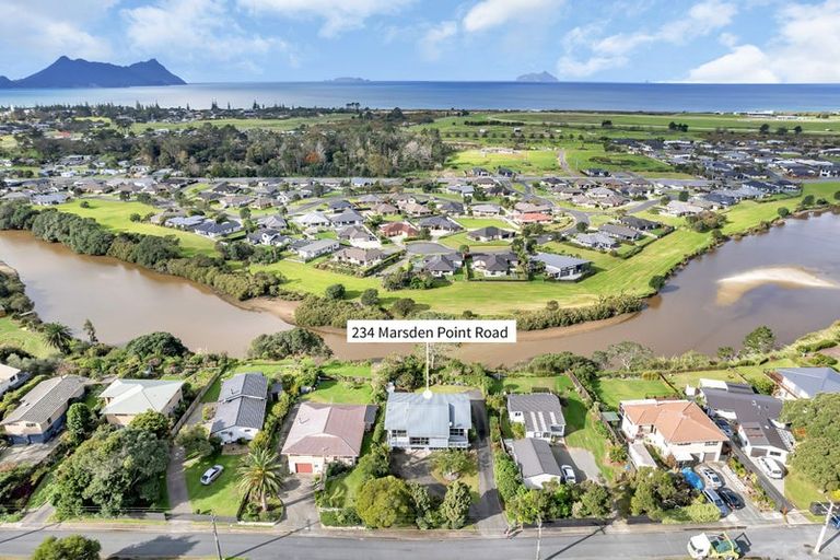 Photo of property in 234 Marsden Point Road, Ruakaka, 0116