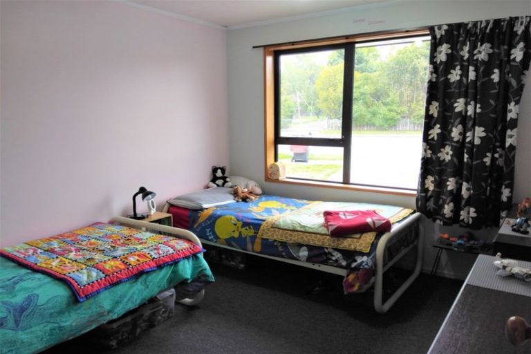 Photo of property in 69 Cox Street, Geraldine, 7930