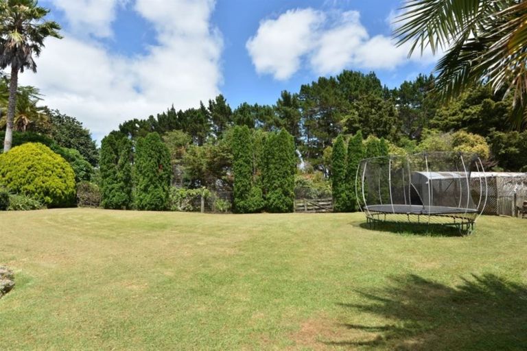 Photo of property in 60 Owhiwa Road, Parua Bay, Onerahi, 0192