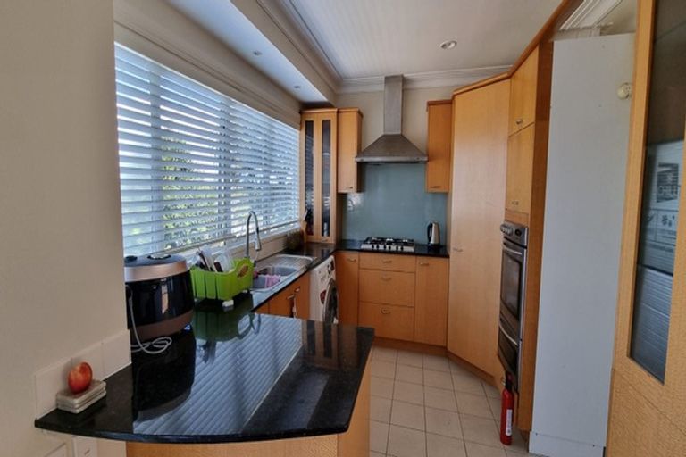 Photo of property in 25a Sycamore Drive, Sunnynook, Auckland, 0620