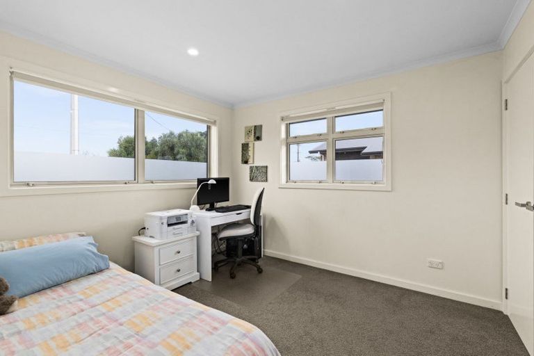 Photo of property in 4a Read Crescent, Clive, 4102