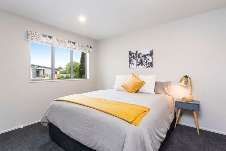 Photo of property in 28 Reka Street, Parklands, Christchurch, 8083