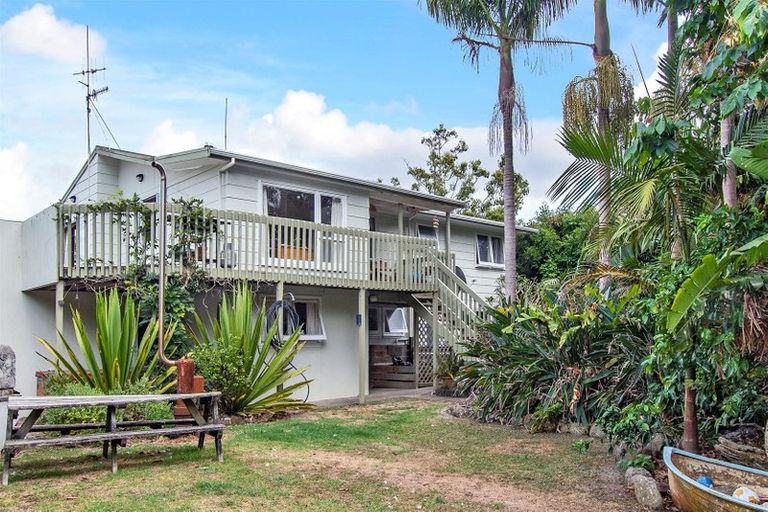 Photo of property in 10 Shoebridge Crescent, Ngunguru, Whangarei, 0173