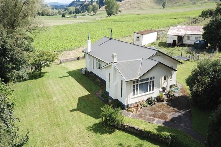 Photo of property in 1091 Torere Road, Taoroa Junction, Taihape, 4793