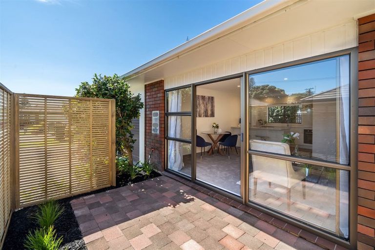 Photo of property in 2/36 Elizabeth Street, Mount Eden, Auckland, 1024