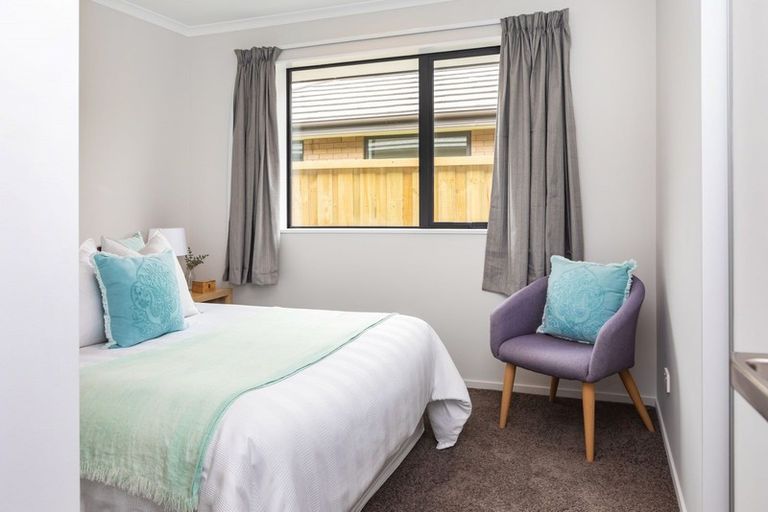 Photo of property in 7 Fairbairn Close, Halswell, Christchurch, 8025