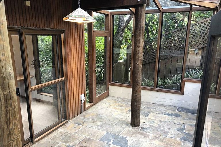 Photo of property in 4 Park Hill Road, Birkenhead, Auckland, 0626