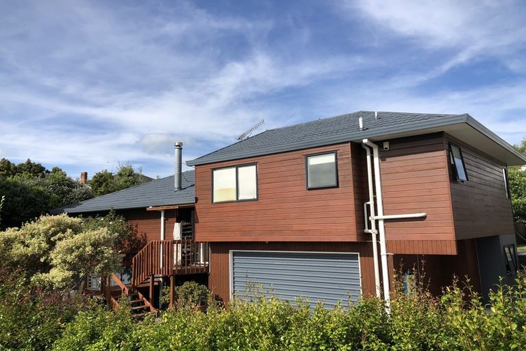 Photo of property in 1/19 Bond Crescent, Forrest Hill, Auckland, 0620