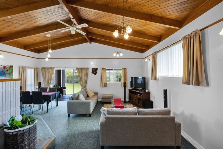 Photo of property in 43 Sunnyvale Street, Bell Block, New Plymouth, 4312