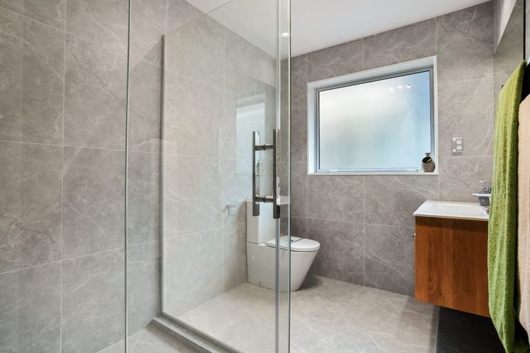 Photo of property in 25 Ahorangi Road, Silverdale, 0932