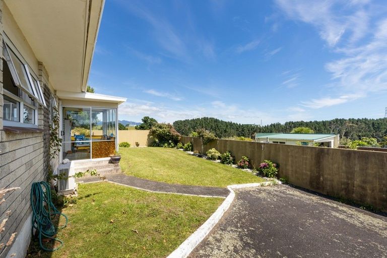 Photo of property in 27a Norwich Avenue, Spotswood, New Plymouth, 4310