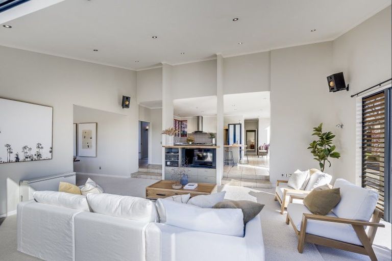 Photo of property in 50 Iona Road, Havelock North, 4130