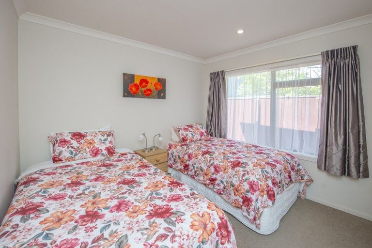 Photo of property in 14 Gilligan Close, College Estate, Whanganui, 4500