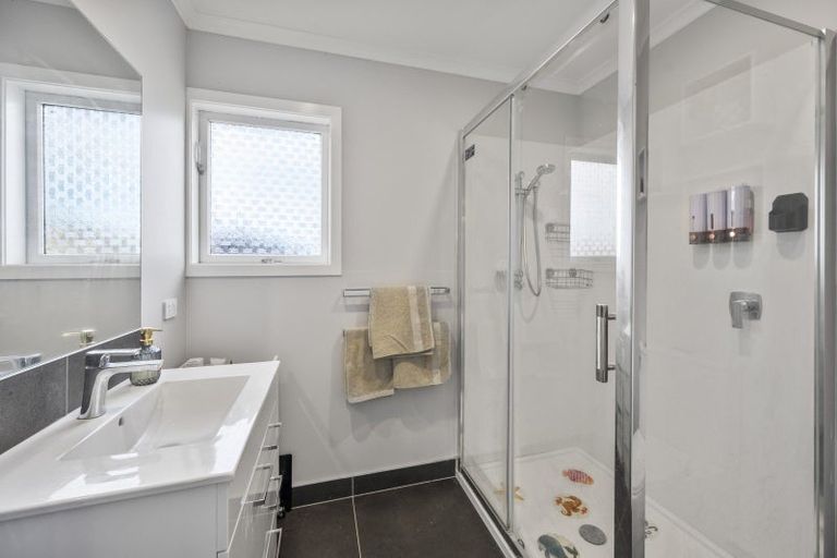 Photo of property in 112 Clarence Cox Crescent, Pirimai, Napier, 4112