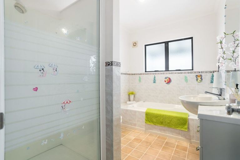 Photo of property in 74 Velma Road, Hillcrest, Auckland, 0627