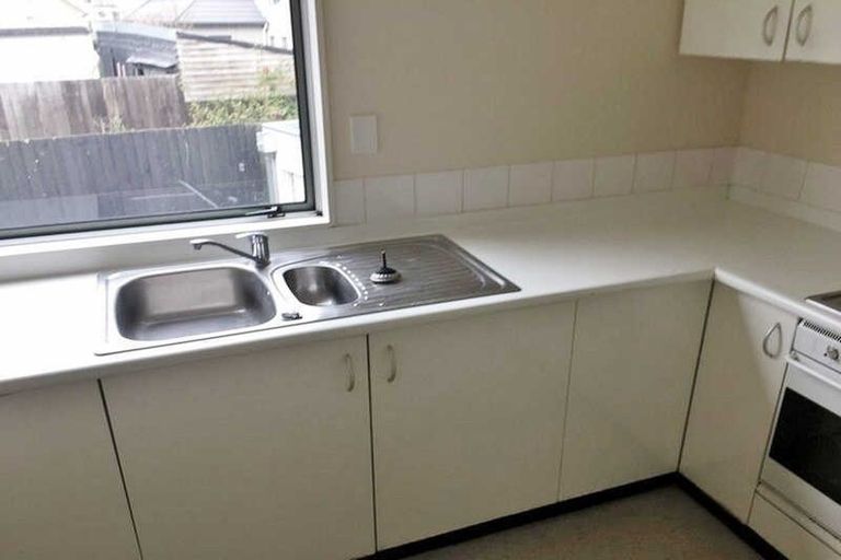 Photo of property in 8/86 Brockworth Place, Riccarton, Christchurch, 8011