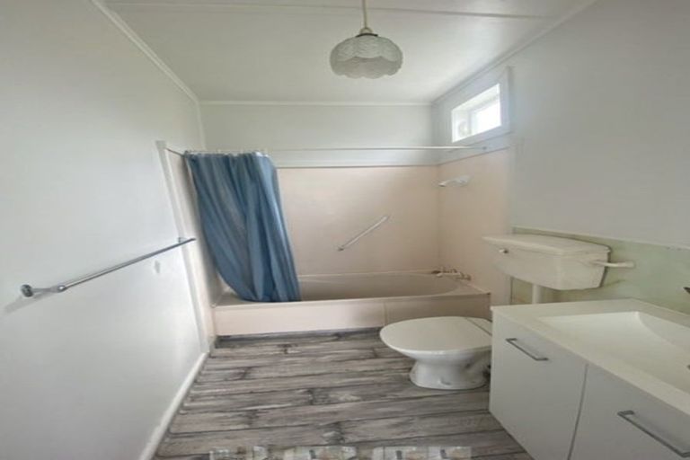 Photo of property in 5 Roberts Road, Awapuni, Gisborne, 4010