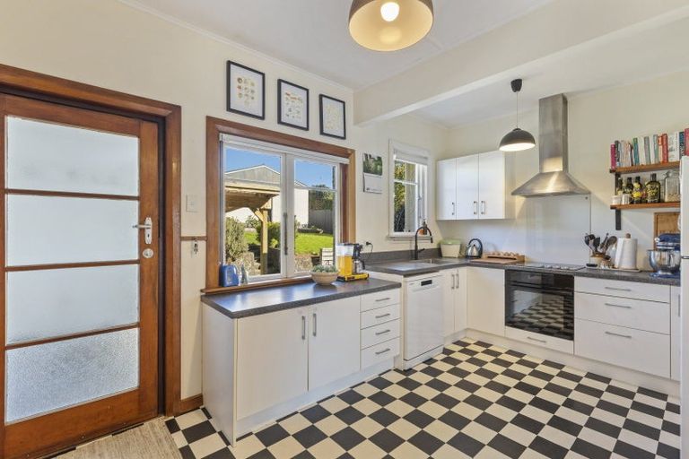 Photo of property in 8 Lynmouth Heights, Lynmouth, New Plymouth, 4310