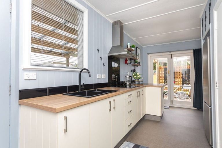 Photo of property in 881 Cowper Road, Dannevirke, 4976