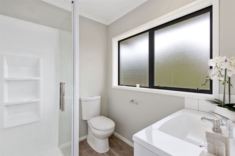 Photo of property in 19 Hineaari Street, Marshland, Christchurch, 8083