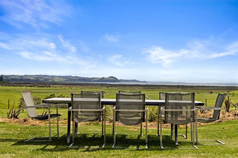 Photo of property in 251 Mairetahi Road, South Head, Helensville, 0874
