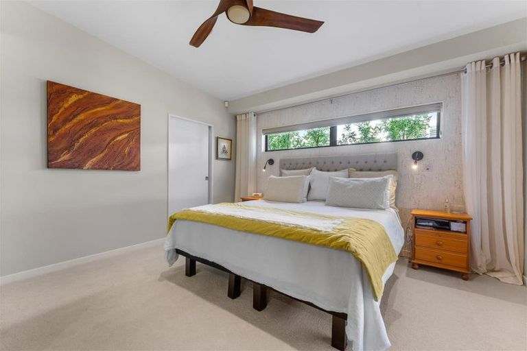 Photo of property in 135 Beach Road, Castor Bay, Auckland, 0620