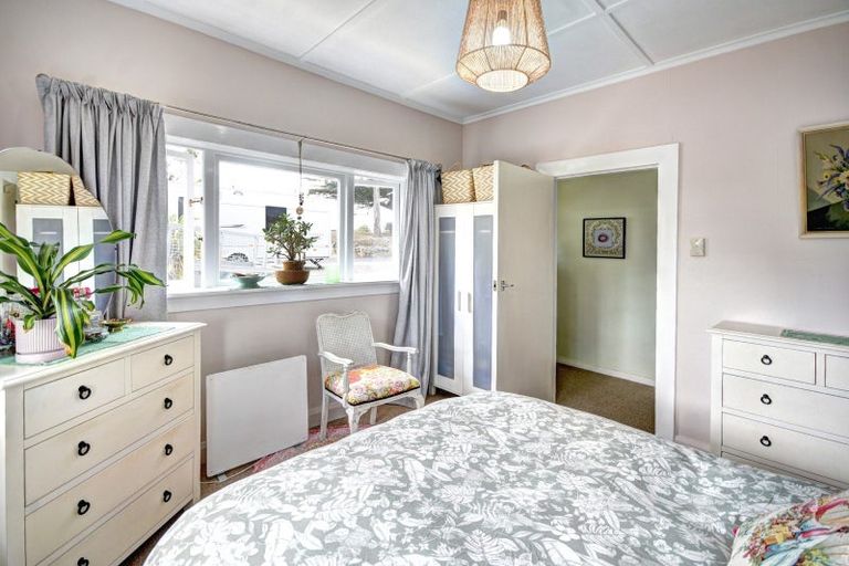 Photo of property in 29 Bedford Parade, Brighton, Dunedin, 9035