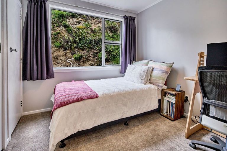 Photo of property in 16 Voltaire Street, Karori, Wellington, 6012