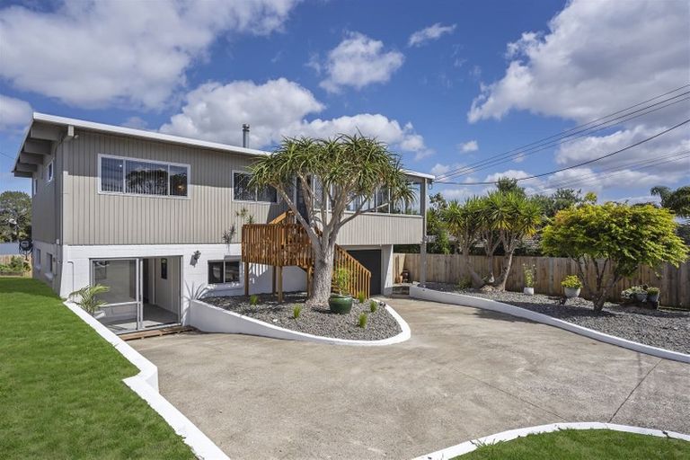 Photo of property in 158 Verbena Road, Birkdale, Auckland, 0626