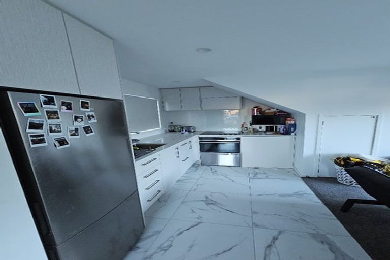 Photo of property in 1/10 Avery Grove, Boulcott, Lower Hutt, 5011