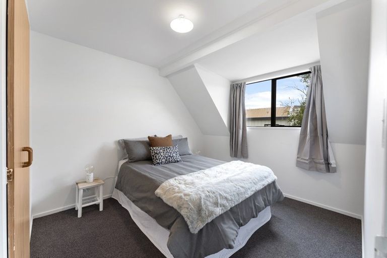 Photo of property in 4/35 Brockworth Place, Riccarton, Christchurch, 8011