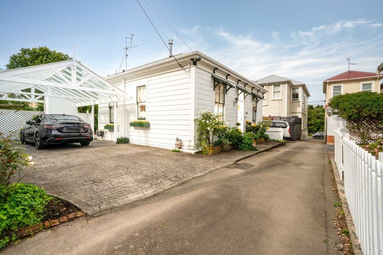 Photo of property in 6 Calgarry Avenue, Thorndon, Wellington, 6011