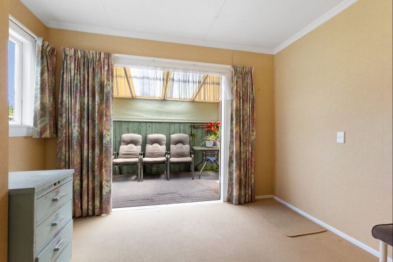 Photo of property in 9 York Street, Levin, 5510