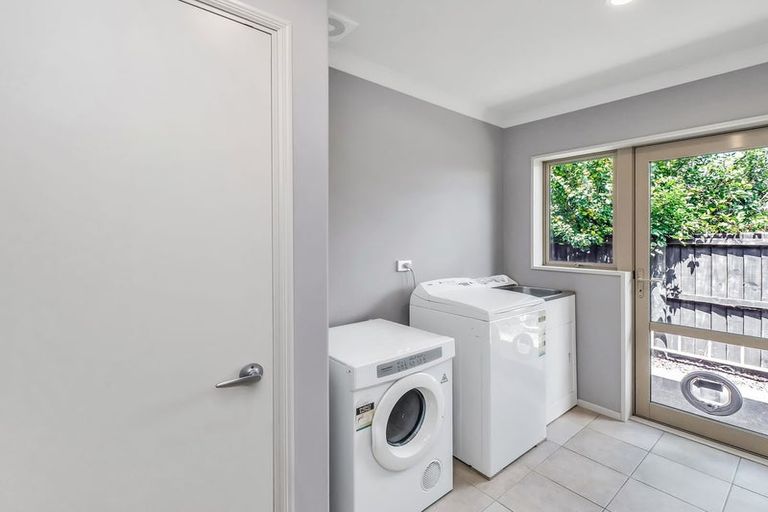 Photo of property in 1 Oldham Place, Darfield, 7510