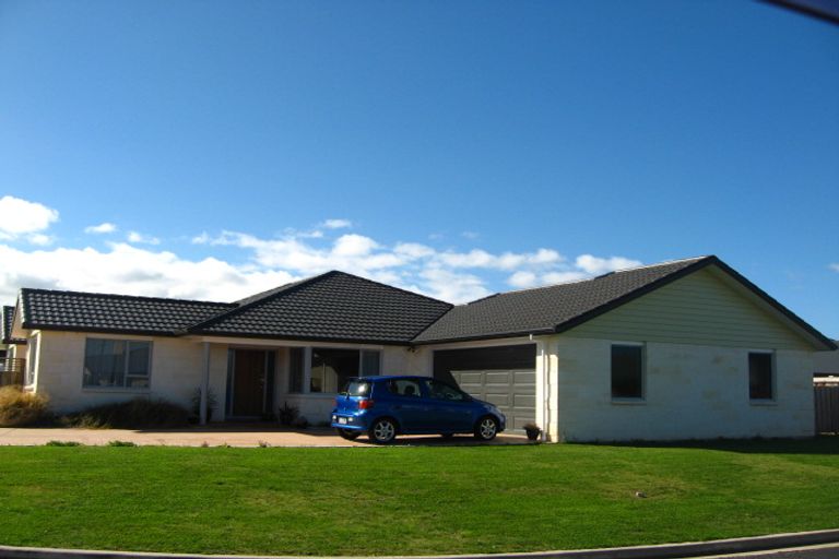 Photo of property in 8 Kintyre Place, Mosgiel, 9024