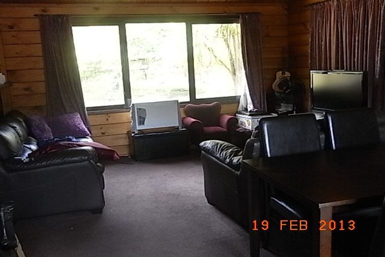 Photo of property in 35 Tauhinu Road, Greenhithe, Auckland, 0632