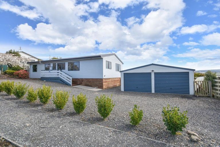 Photo of property in 55 Titri Road, Waihola, Outram, 9073