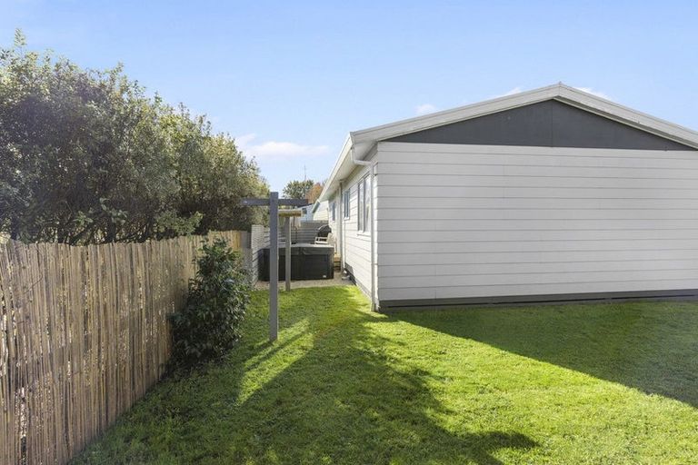 Photo of property in 11a Dallas Place, Leamington, Cambridge, 3432