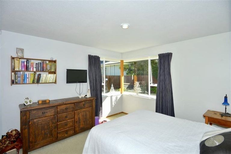 Photo of property in 2/26a Wittys Road, Avonhead, Christchurch, 8042