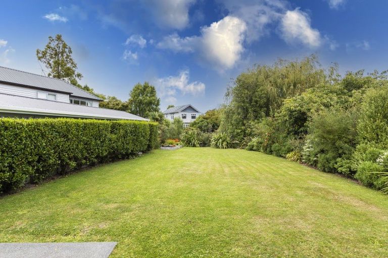 Photo of property in 55 Kotare Street, Fendalton, Christchurch, 8041