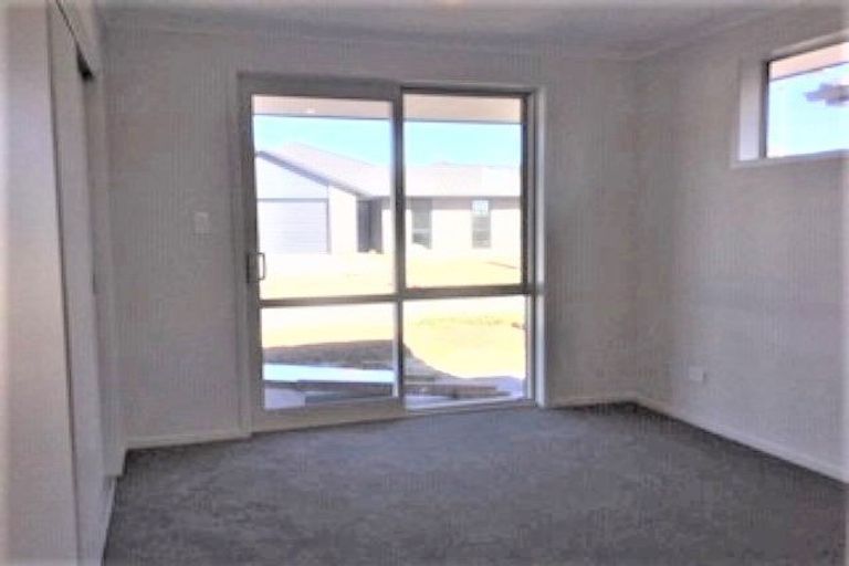 Photo of property in 15 Raynor Crescent, Pyes Pa, Tauranga, 3112