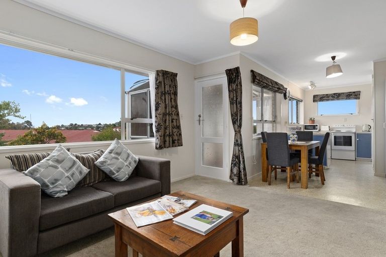 Photo of property in 140 Kingswood Road, Brookfield, Tauranga, 3110