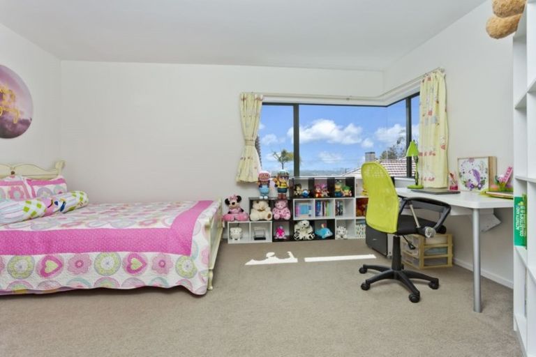 Photo of property in 77a Ocean View Road, Hillcrest, Auckland, 0627