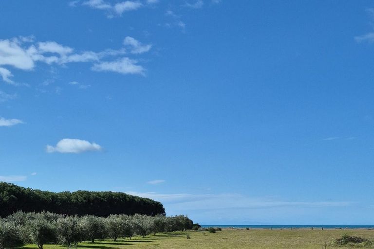 Photo of property in 10 Hinepango Drive, Rarangi, Blenheim, 7273