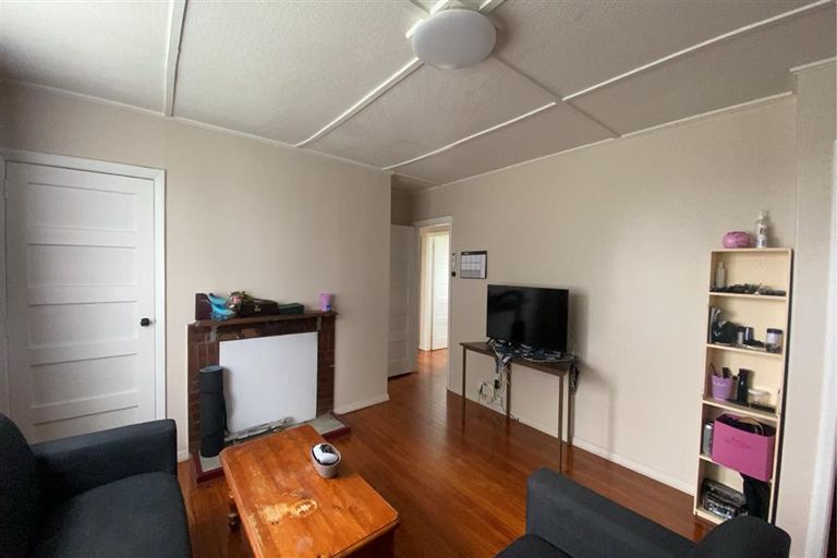 Photo of property in 8 Armstrong Street, Huntly, 3700