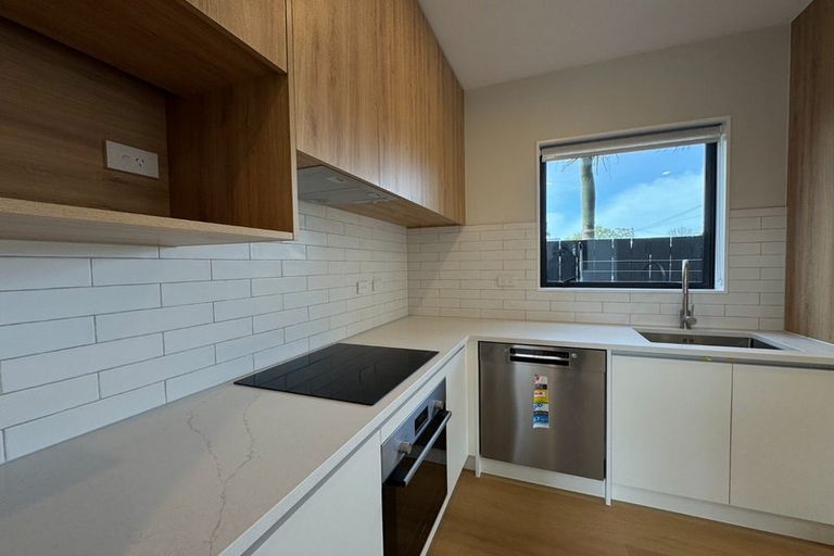 Photo of property in 1/13 Thomas Road, Mangere, Auckland, 2022
