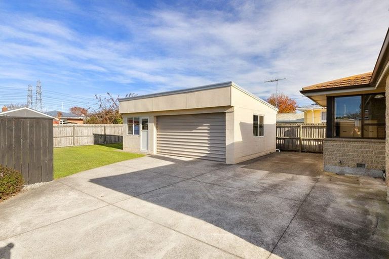 Photo of property in 74 Farrington Avenue, Bishopdale, Christchurch, 8053