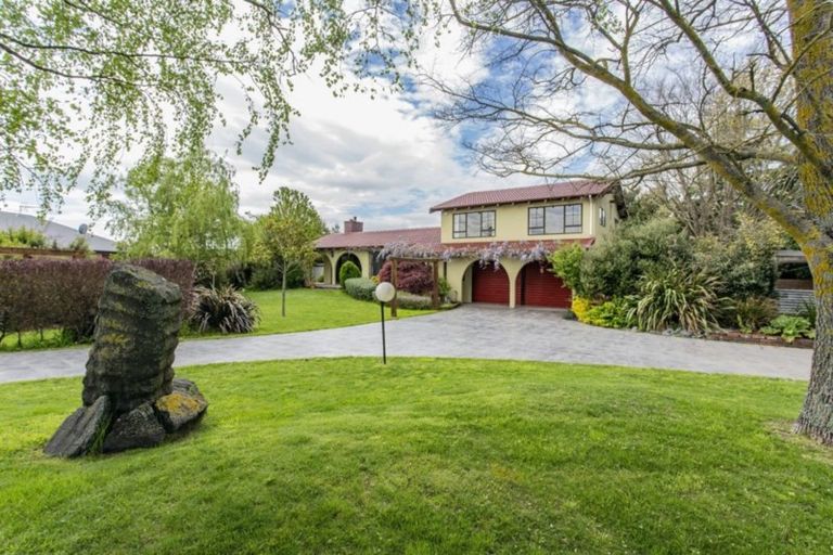 Photo of property in 10 Burnett Street, Oxford, 7430