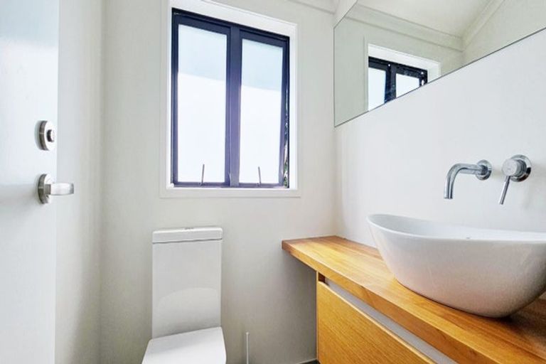 Photo of property in 26a Kowhai Road, Campbells Bay, Auckland, 0630