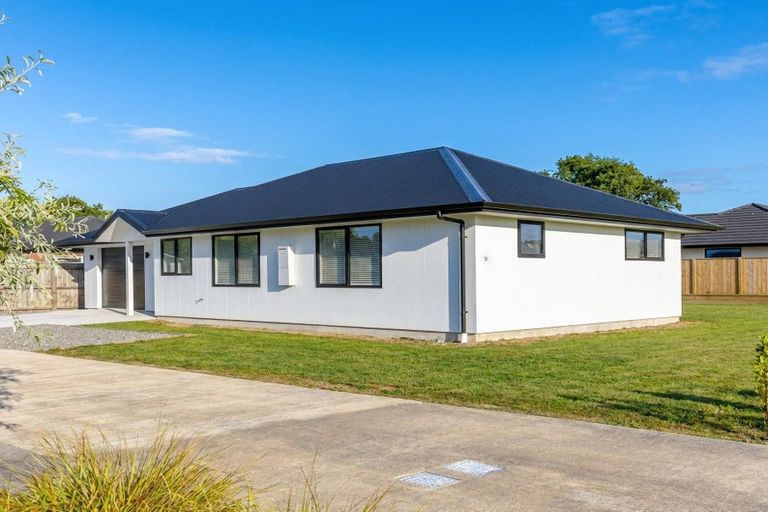 Photo of property in 15 Farley Avenue, Greytown, 5712